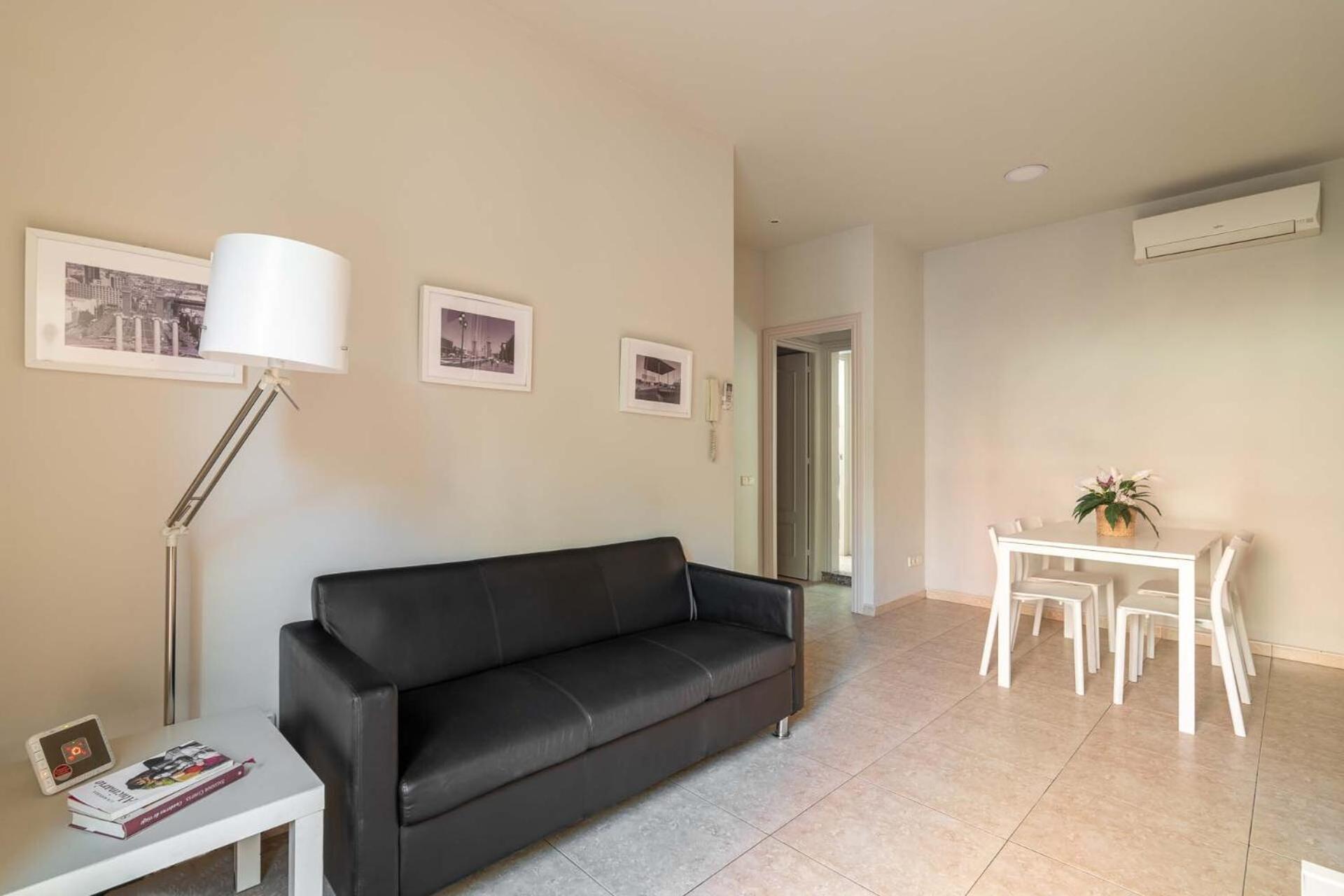 Stay U-Nique Apartments Torre Damians Βαρκελώνη Εξωτερικό φωτογραφία
